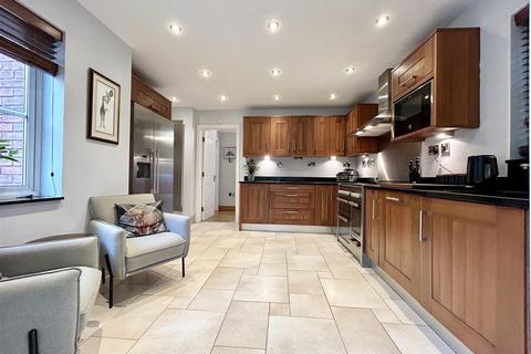 6 bedroom detached house for sale, Merlin Coppice, Telford TF1