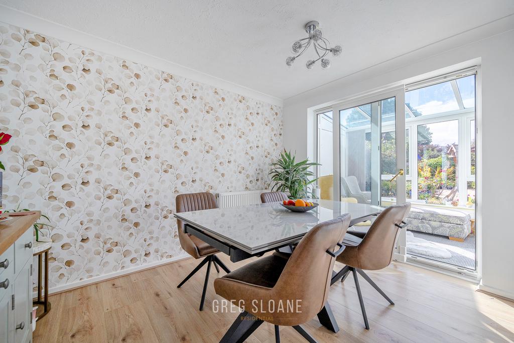 1359930-11-68d976c725c0b