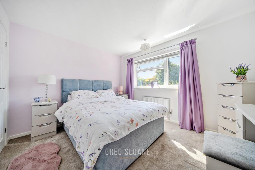 1359930-17-68d976d2adf99