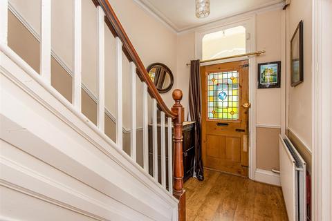 4 bedroom semi-detached house for sale, 41 Broad Lane, Finchfield, Wolverhampton, WV3 9BW