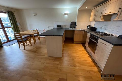 2 bedroom flat for sale, Vanguard House, Nelson Quay, Milford Haven, Pembrokeshire. SA73 3AH