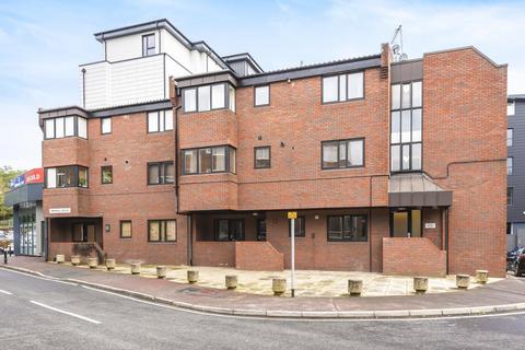 1 bedroom flat to rent, Virginia Water,  Surrey,  GU25