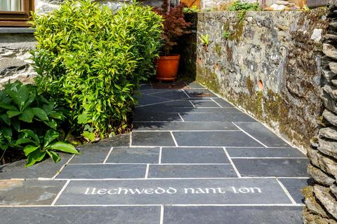 4 bedroom farm house for sale, Llanwddyn, Oswestry, Powys, SY10