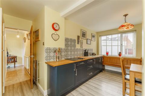3 bedroom semi-detached house for sale, Churchbalk Drive, Pontefract, West Yorkshire, WF8