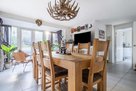 undefined, Leachman Way, Petersfield, GU31