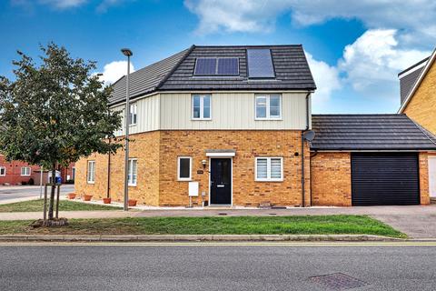 undefined, Culverin Avenue, Grays RM16