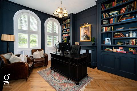 4 bedroom detached house for sale, Vineyard Road, Hampton Park, Hereford