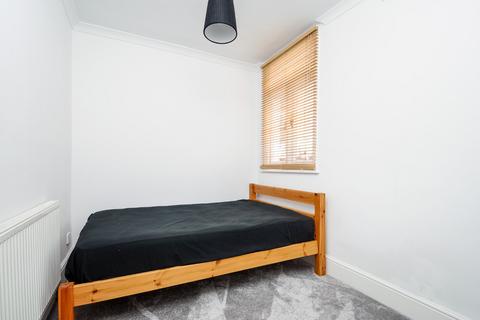 2a Prideaux Road, London, SW9 9LG