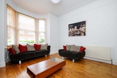 2a Prideaux Road, London, SW9 9LG