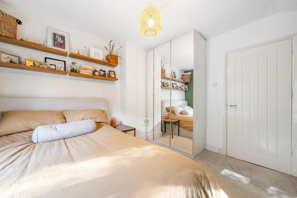Principal bedroom (2).JPG