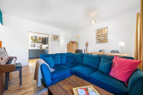 2 bedroom flat for sale, Norwood Road, SE24