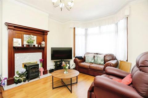 3 bedroom terraced house for sale, Brownhill Road, London