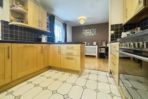 undefined, Warwick Road, Basingstoke, Hampshire