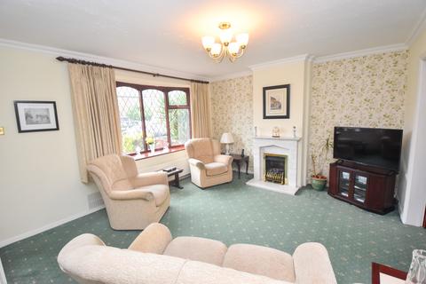 undefined, Whalley Avenue, Davyhulme, M41