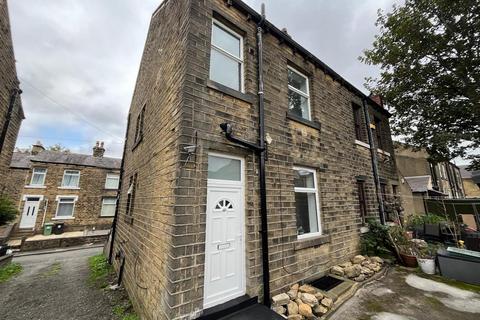 1 bedroom terraced house for sale, Chapel Terrace, Huddersfield HD4