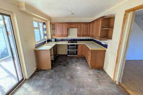 3 bedroom terraced house for sale, Manor Way, Penzance TR18