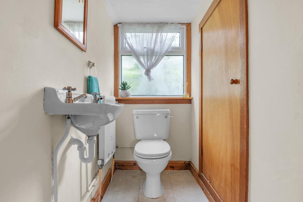 16 wc