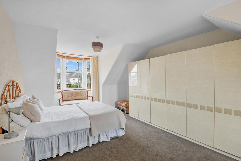 Principal bedroom
