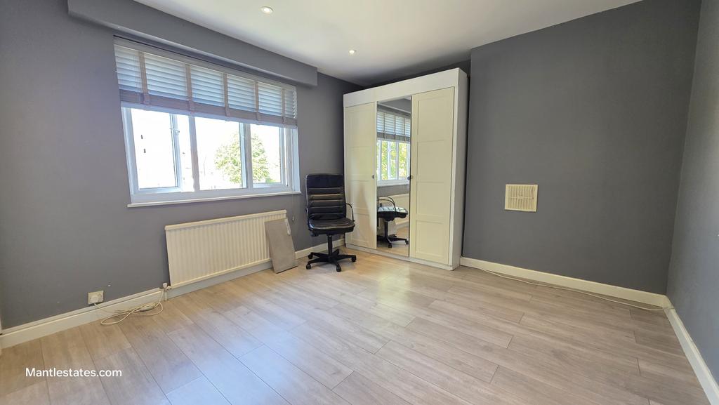 Front bedroom