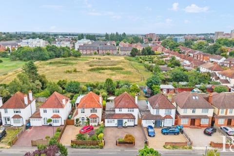 4 bedroom detached house for sale, Ray Mill Road East, Maidenhead