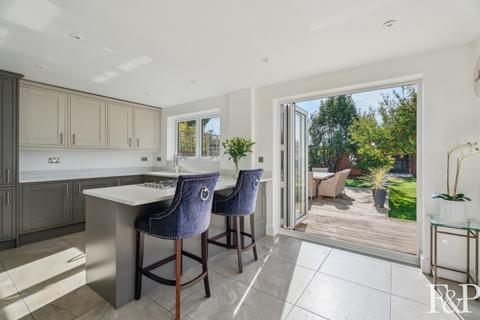 4 bedroom detached house for sale, Ray Mill Road East, Maidenhead