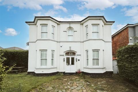 4 bedroom semi-detached house for sale, Southbank Road, Southport, Merseyside, PR8