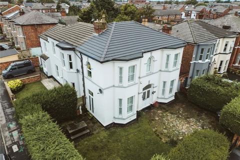 4 bedroom semi-detached house for sale, Southbank Road, Southport, Merseyside, PR8
