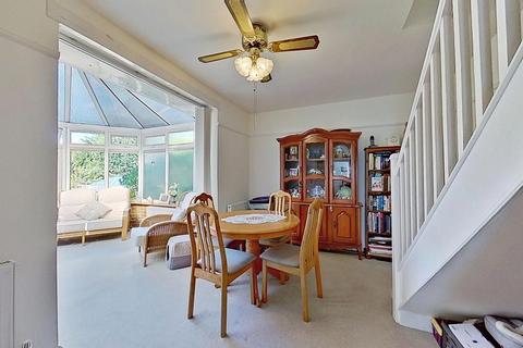 3 bedroom chalet for sale, Oakdale Road, Herne Bay, CT6 6AJ