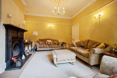 undefined, Westfield Grove, Wakefield WF1