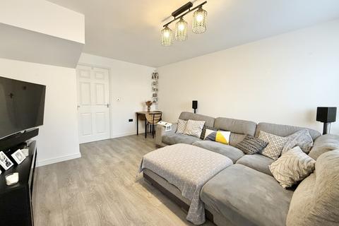 3 bedroom townhouse for sale, Woodham Drive, Sunderland, SR2