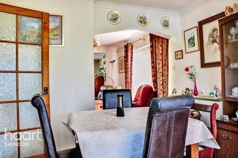 4 bedroom detached house for sale, Common Road, Malmesbury