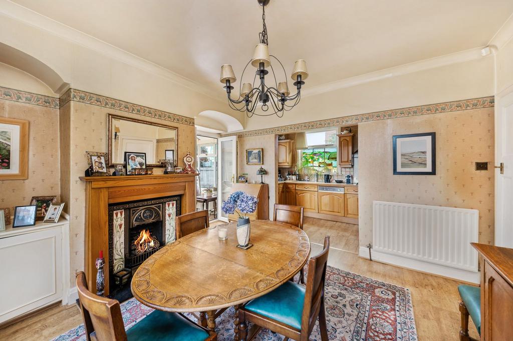 Open plan dining kitchen