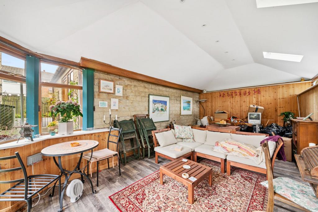 Studio / garden room