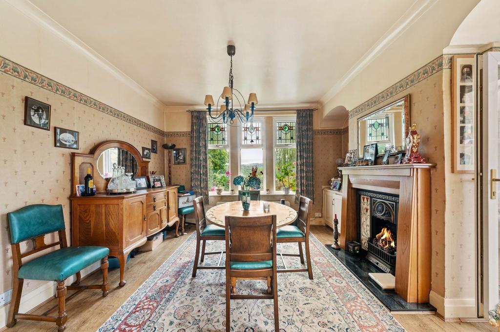 Open plan dining kitchen