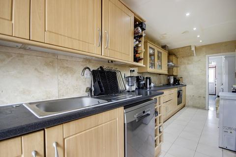 3 bedroom terraced house for sale, North Circular Road, London