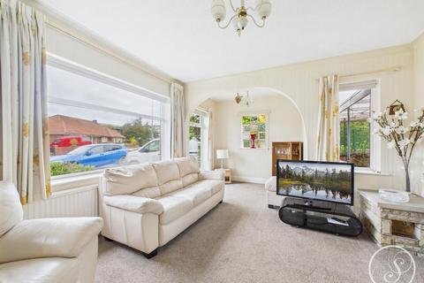 2 bedroom semi-detached bungalow for sale, Pinfold Road, Leeds