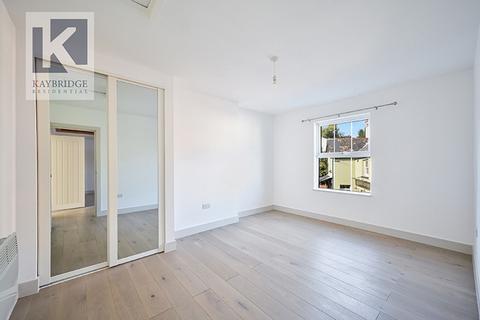 undefined, Church Road, 19 Church Road, KT17