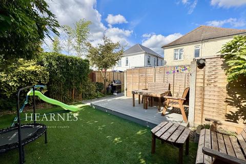 undefined, Chigwell Road, Queens Park, Bournemouth, BH8