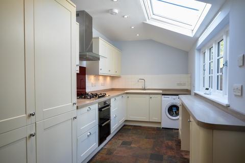 6 Addison Terrace, Lostwithiel, PL22 0AL