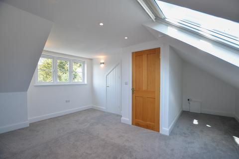 6 Addison Terrace, Lostwithiel, PL22 0AL