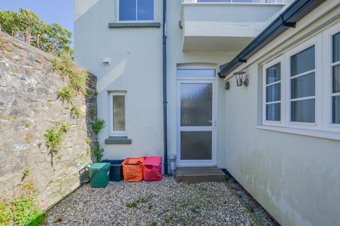 6 Addison Terrace, Lostwithiel, PL22 0AL