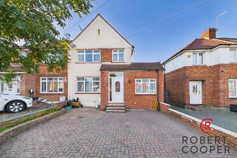 undefined, Woodlands Avenue, Ruislip, HA4