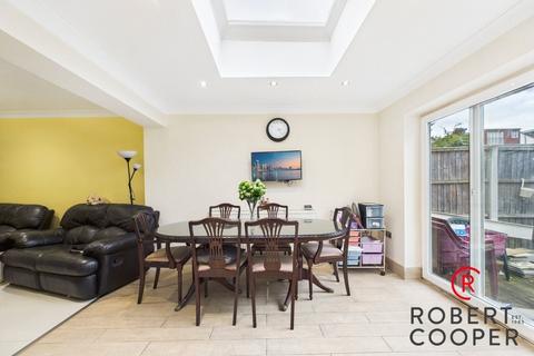 undefined, Woodlands Avenue, Ruislip, HA4