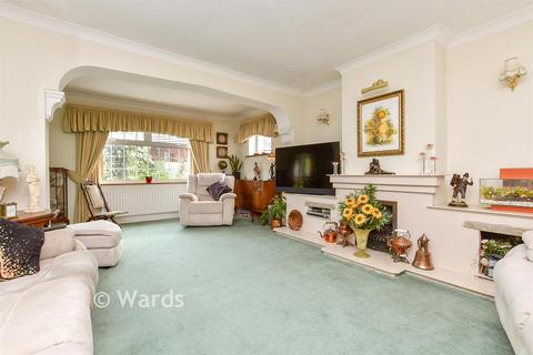 2 bedroom detached bungalow for sale, Maydowns Road, Whitstable CT5