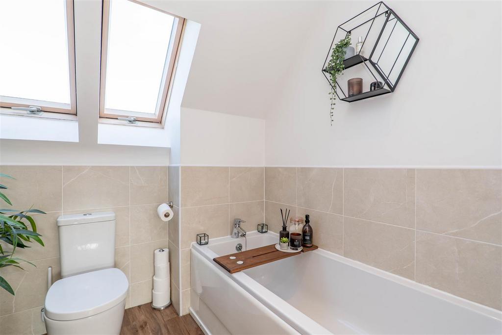 Master Bedroom Ensuite
