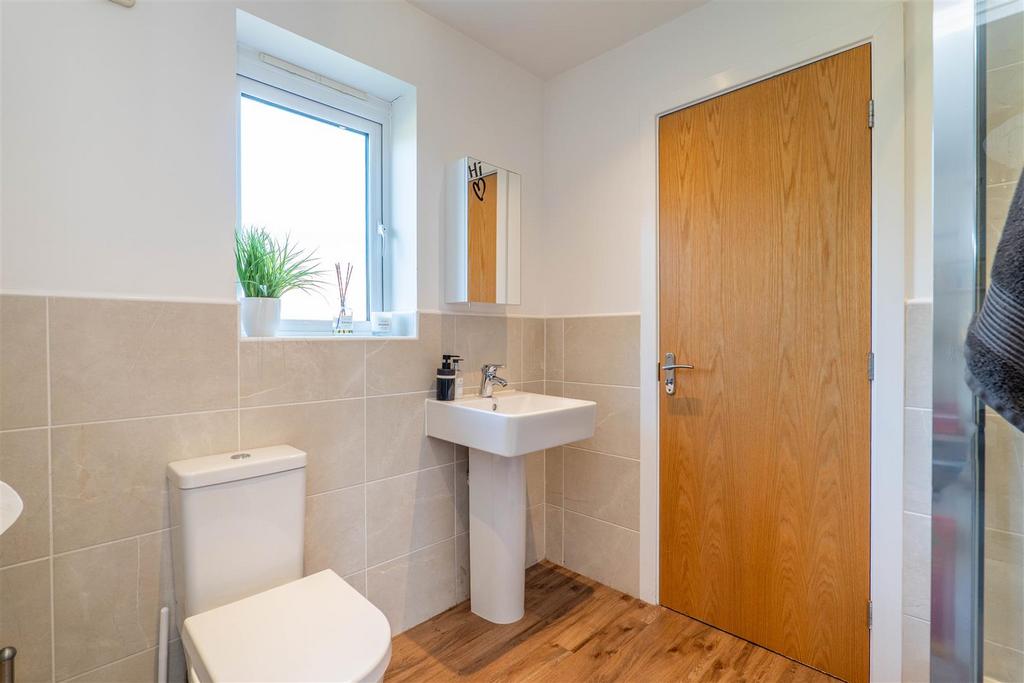 Jack & Jill Ensuite