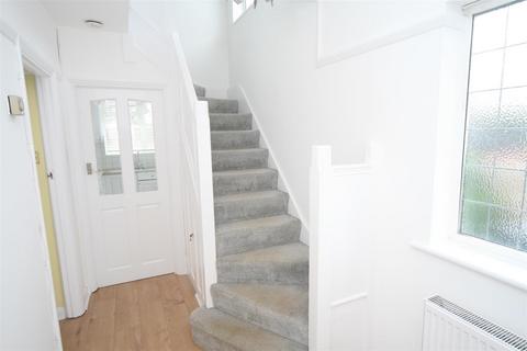 undefined, Penn Close, Greenford