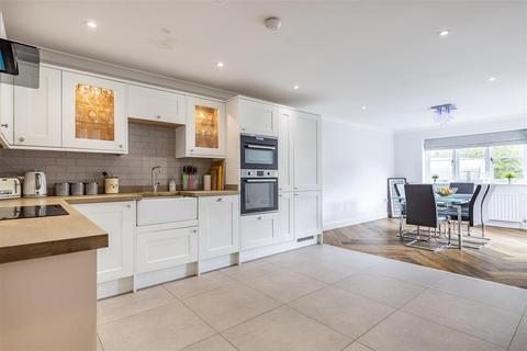 4 bedroom semi-detached house for sale, Bumbles Green, Nazeing