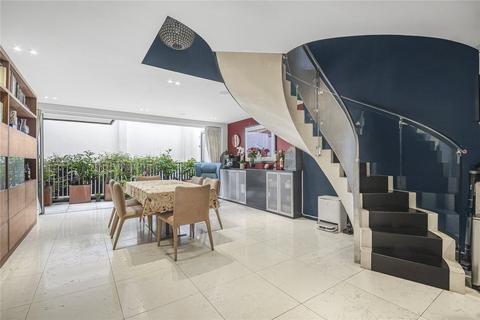 undefined, Crabtree Place, Fitzrovia, London, W1T
