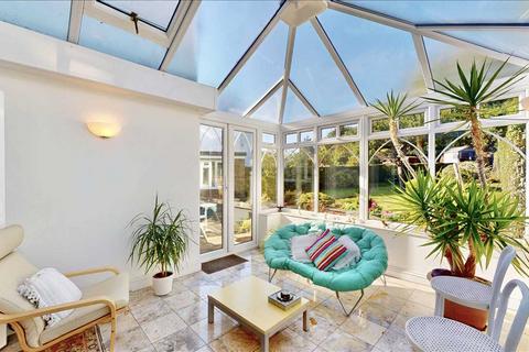 undefined, Campden Crescent, North Wembley